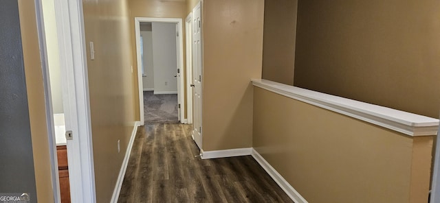 2867 Snapfinger Mnr, Decatur, GA 30035 - corridor featuring baseboards and dark wood-style floors