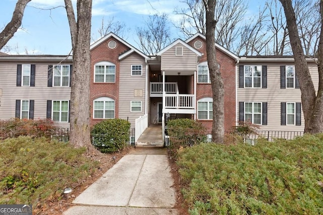 384 Teal Ct, Roswell, GA 30076 - view of front of house with brick siding
