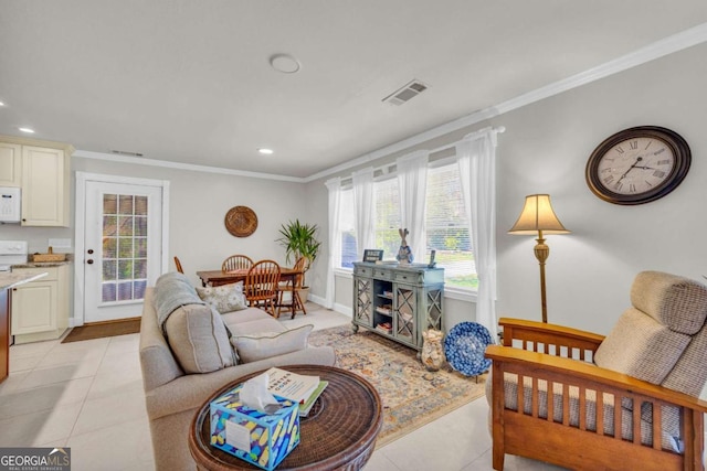 84 Weatherly Rd, Clarkesville, GA 30523 - living room with recessed lighting, visible vents, and crown molding