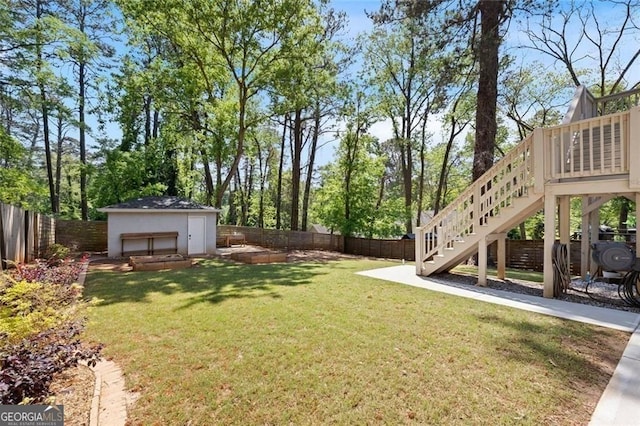 2553 Creekwood Ter, Decatur, GA 30030 - view of yard with an outdoor structure and stairs