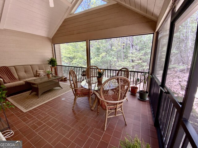 522 Satsuma Ct S, Ellijay, GA 30540 - sunroom / solarium featuring lofted ceiling and an outdoor hangout area