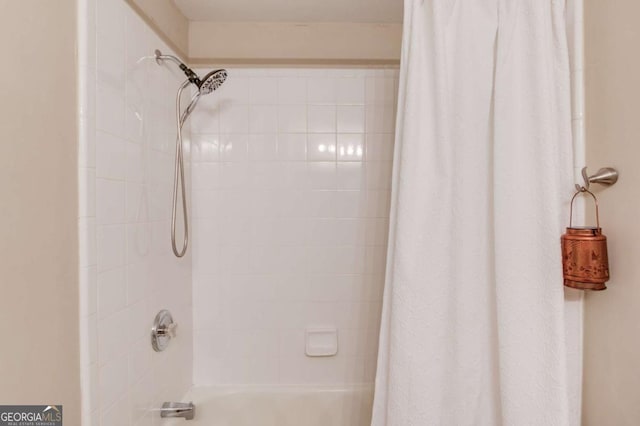 full bathroom featuring shower / bath combo