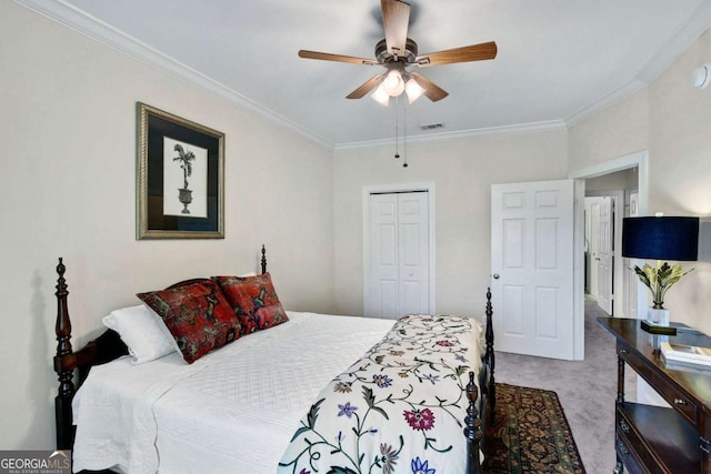 161 Limeburn Trl, Saint Simons, GA 31522 - bedroom featuring carpet floors, ornamental molding, visible vents, and a closet