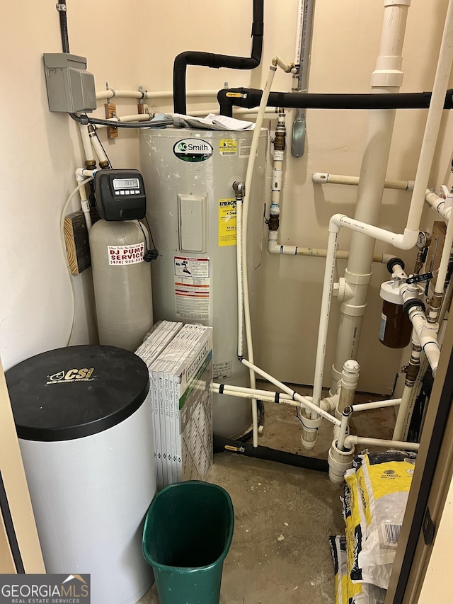 54 Lodge Ground Ln, Hawkinsville, GA 31036 - utility room with electric water heater