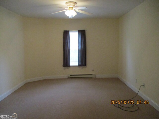 spacious closet featuring carpet