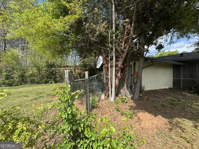 2461 Mcalpin Ter, East Point, GA 30344 - view of yard