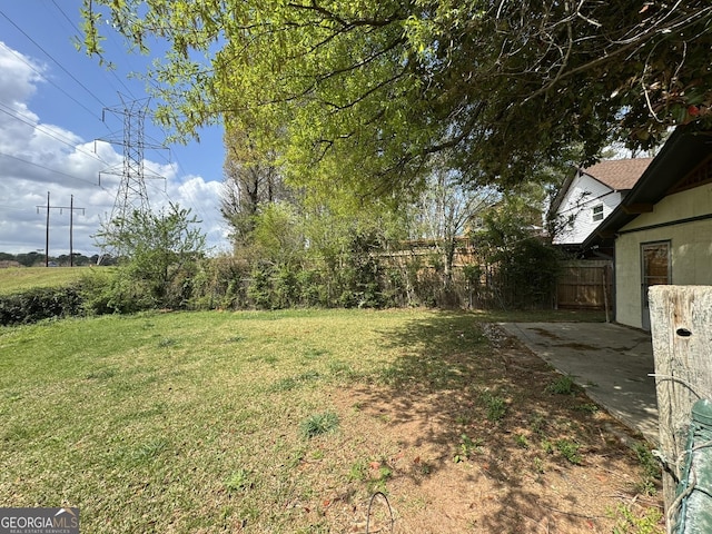 2461 Mcalpin Ter, East Point, GA 30344 - view of yard with a patio area