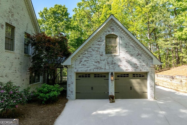 1811 Fountain Hill Ct, Duluth, GA 30097 - garage featuring driveway