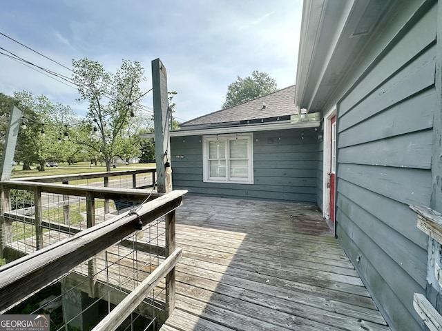 2409 Dorothy St, Waycross, GA 31501 - view of wooden terrace