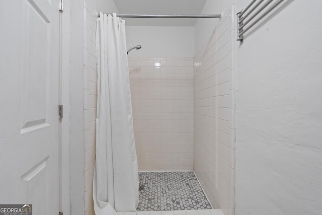 1419 Briarcliff Rd, Macon, GA 31201 - bathroom with a shower stall