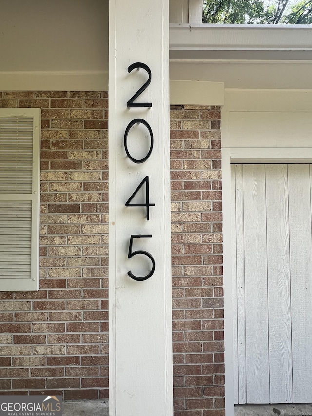 2045 Greentree Pkwy, Macon, GA 31220 - exterior details featuring brick siding