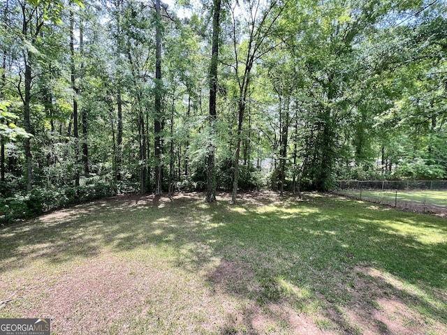 2045 Greentree Pkwy, Macon, GA 31220 - view of yard featuring fence