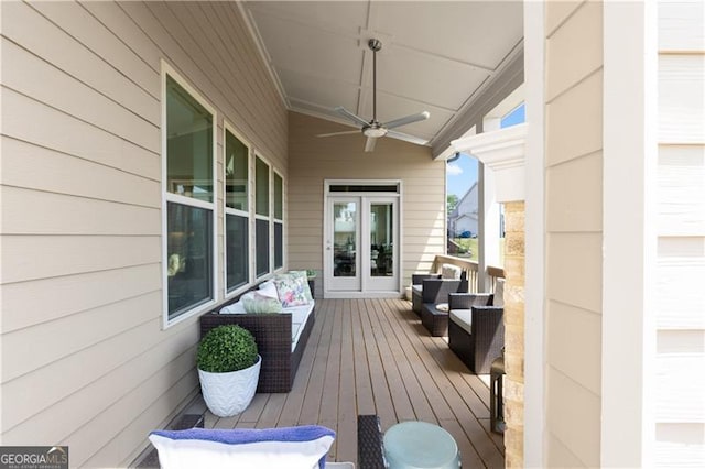 deck with ceiling fan