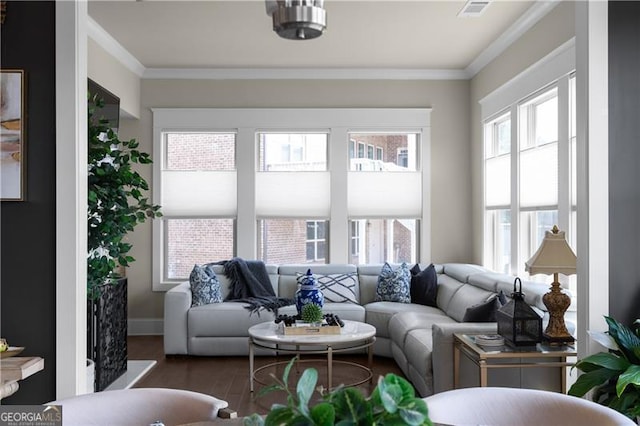 sunroom / solarium featuring visible vents