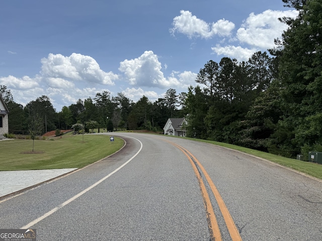 613 Forest Pointe Dr, Forsyth, GA 31029