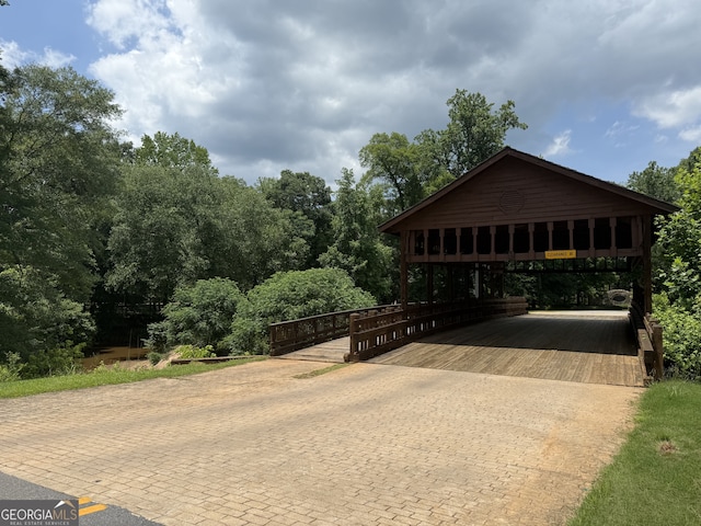 613 Forest Pointe Dr, Forsyth, GA 31029