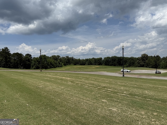 613 Forest Pointe Dr, Forsyth, GA 31029