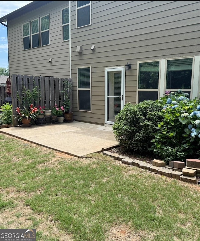 1635 Hampton Oaks Dr, Alpharetta, GA 30004 - back of house featuring a patio