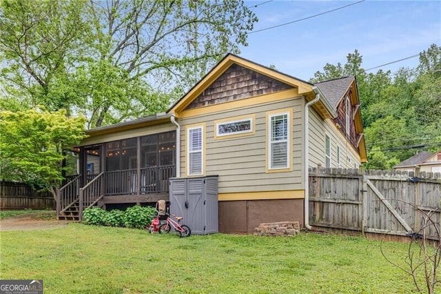 72 Griggs St SW, Marietta, GA 30064 - back of property with a sunroom
