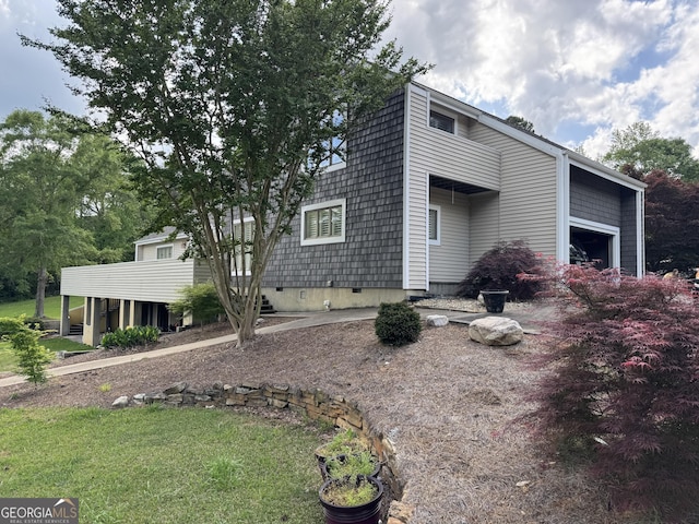 1323 Fairway Dr, Elberton, GA 30635 - view of side of property with a lawn