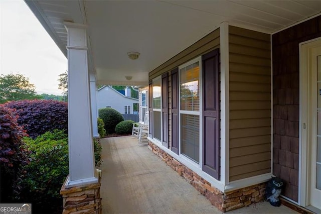 152 Cooper Creek Dr, Dallas, GA 30157 - view of patio with covered porch