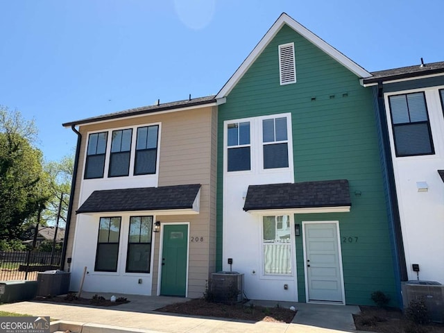 1095 Tucker Ave Unit 207, Atlanta, GA 30310 - view of front facade featuring central air condition unit