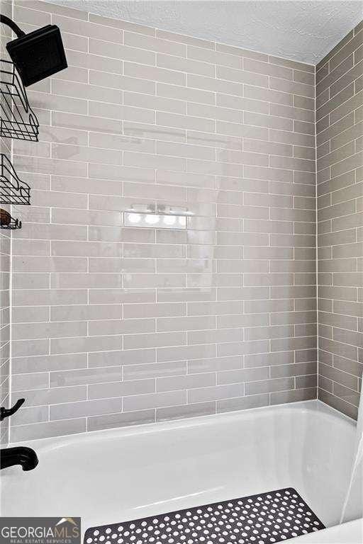 5566 River Heights Xing SE, Marietta, GA 30067 - view of full bath