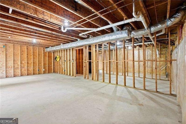 view of unfinished basement