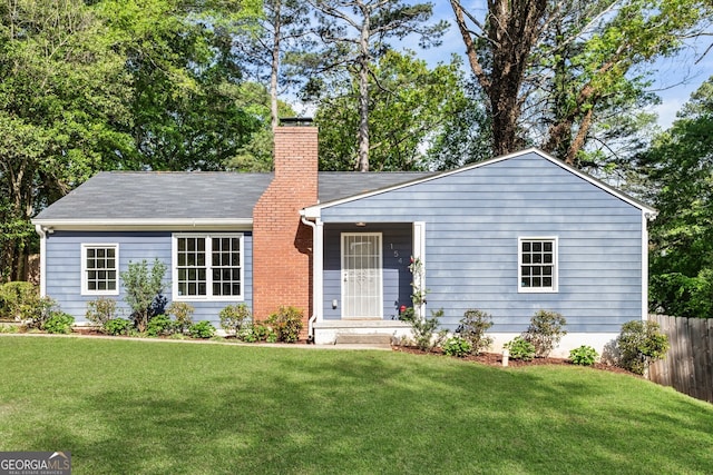 1541 Pontiac Pl SE, Atlanta, GA 30315 - ranch-style home featuring fence, a front lawn, and a chimney