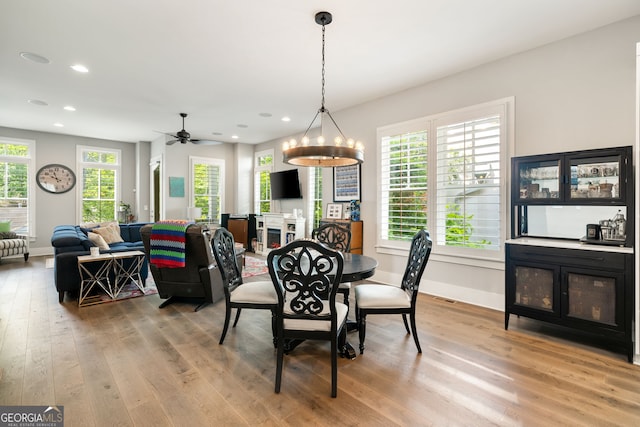 986 Mauldin St SE, Atlanta, GA 30316 - dining space with a ceiling fan, visible vents, light wood-type flooring, baseboards, and recessed lighting