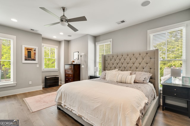 986 Mauldin St SE, Atlanta, GA 30316 - bedroom featuring baseboards, recessed lighting, wood finished floors, and visible vents
