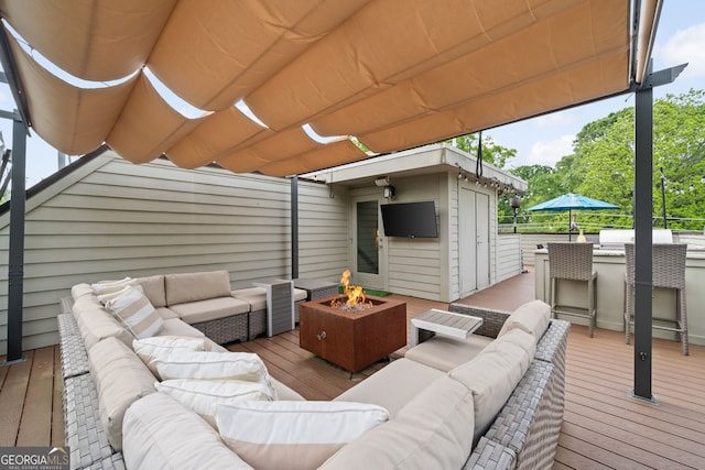 986 Mauldin St SE, Atlanta, GA 30316 - deck featuring an outdoor living space with a fire pit