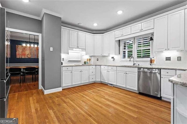 5729 Brookstone Walk NW, Acworth, GA 30101 - kitchen featuring dishwasher, a sink, crown molding, white cabinetry, and light wood-style floors