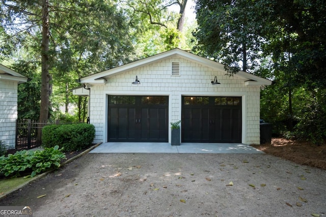 view of detached garage