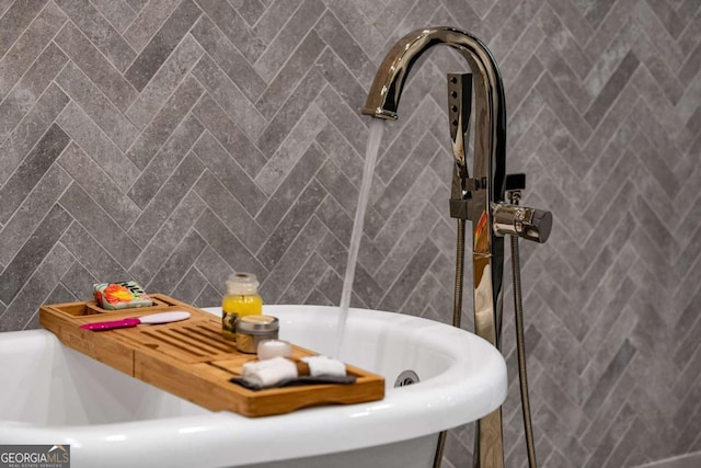 room details featuring a sink