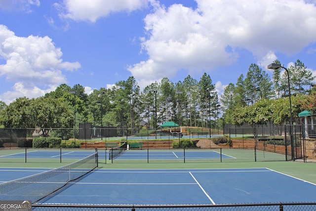 515 Old Chartwell Xing, Alpharetta, GA 30022 - view of tennis court with fence and community basketball court