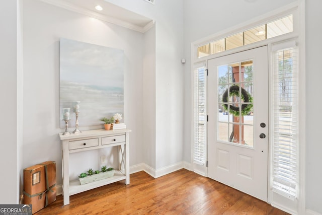108 Turnberry Trce, Sharpsburg, GA 30277 - foyer featuring wood finished floors and crown molding