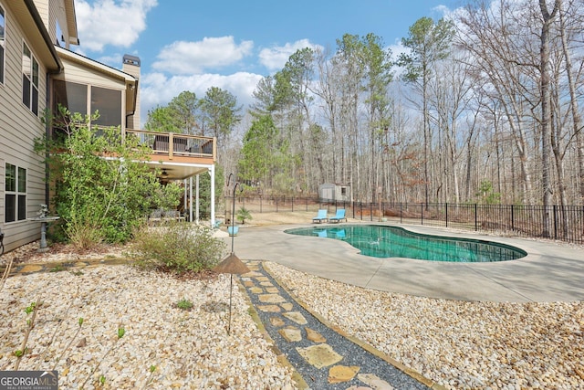 108 Turnberry Trce, Sharpsburg, GA 30277 - view of pool featuring a patio, a fenced backyard, a sunroom, and a deck