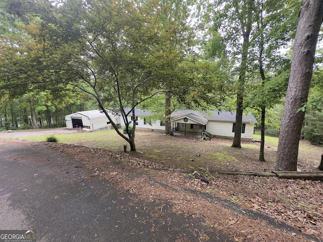 492 Garmon Rd, Cedartown, GA 30125 - view of front of property featuring a garage and driveway