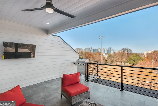 balcony with ceiling fan