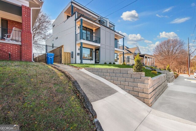 exterior space featuring fence