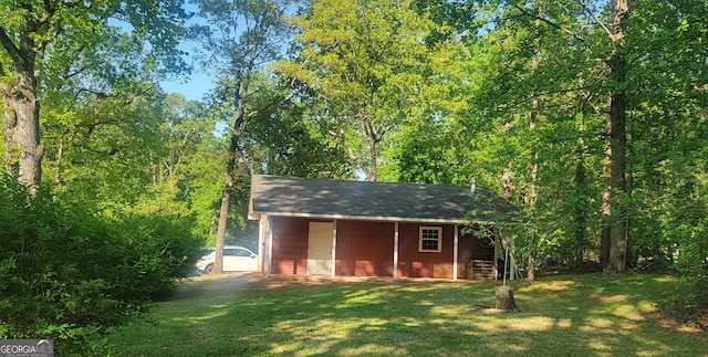 view of outdoor structure featuring an outdoor structure