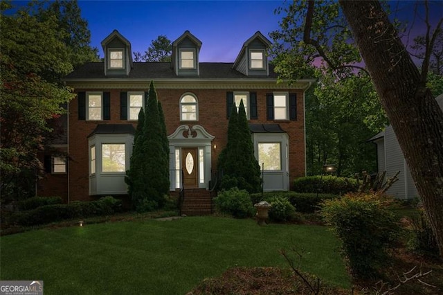 22 Oakwood Hills Dr, Suwanee, GA 30024 - georgian-style home with brick siding and a front yard