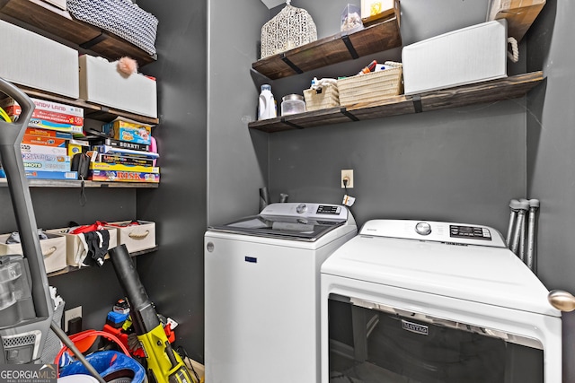 171 Cliffhaven Cir, Newnan, GA 30263 - laundry area featuring laundry area and washer and clothes dryer