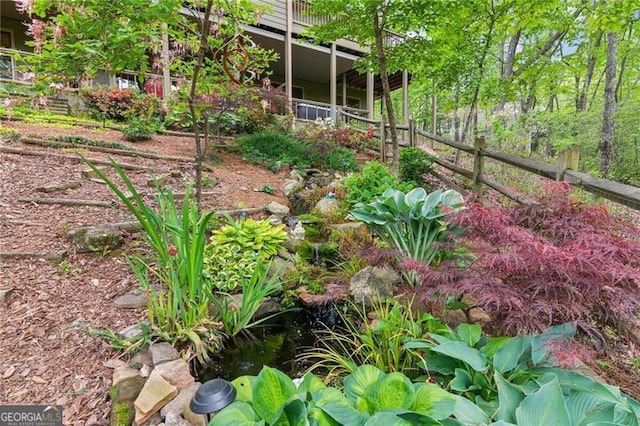 view of yard featuring fence