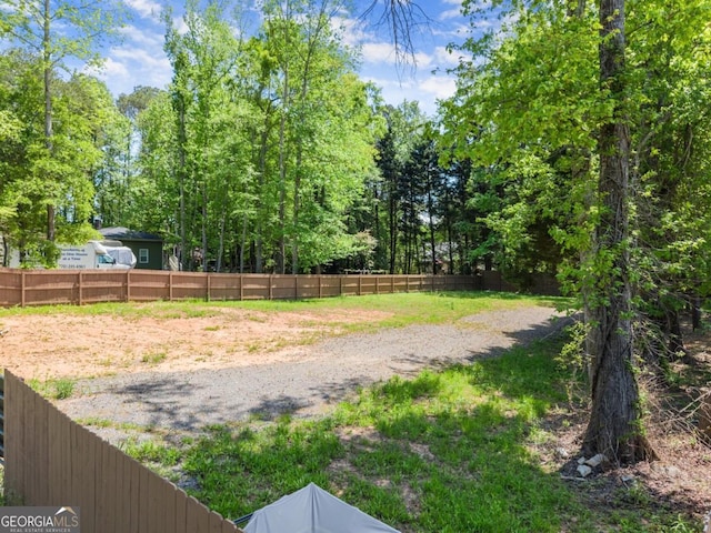 5855 Willis Ln, Cumming, GA 30040 - view of yard featuring fence