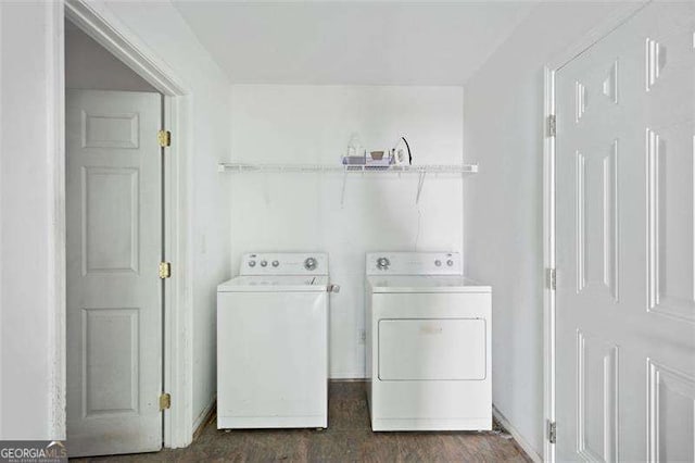 3420 Honeysuckle Ln, Lithia Springs, GA 30122 - washroom featuring independent washer and dryer, laundry area, and baseboards