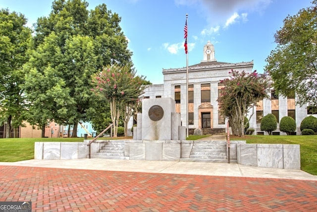 view of building exterior