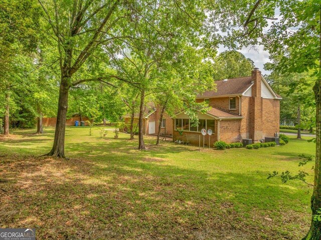 208 Earlwood Dr, Dublin, GA 31021 - view of yard
