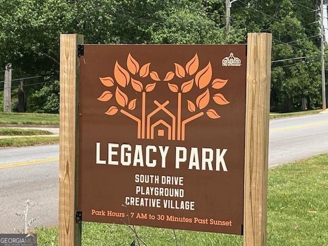 834 S Columbia Dr, Decatur, GA 30030 - view of community sign